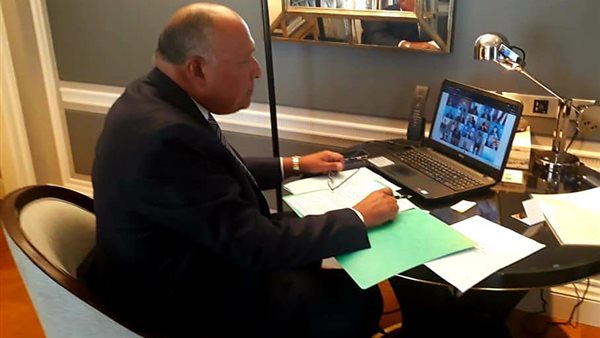 وزير الخارجية خلال