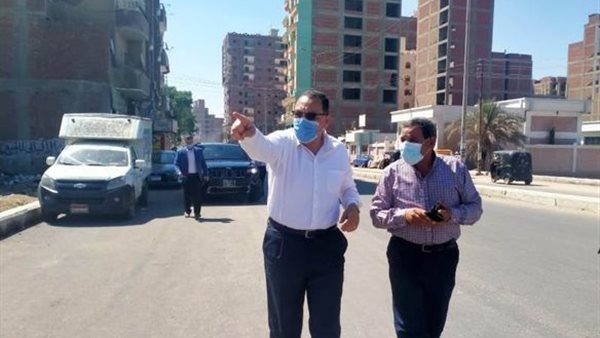 محافظ الشرقية خلال