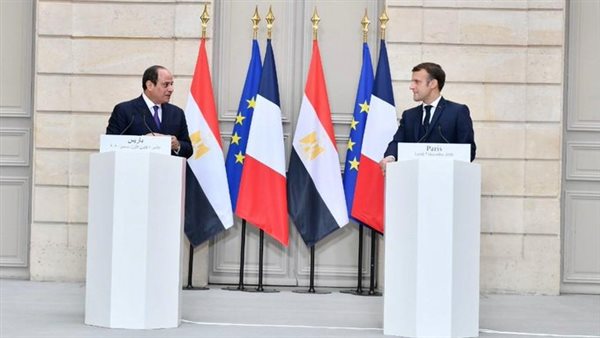 ماكرون والرئيس السيسي