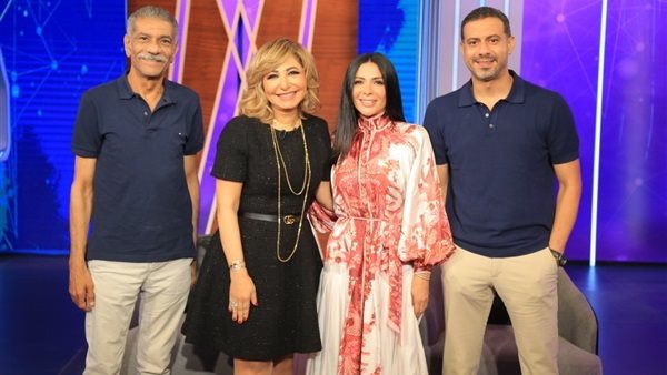 أبطال مسلسل لعبة