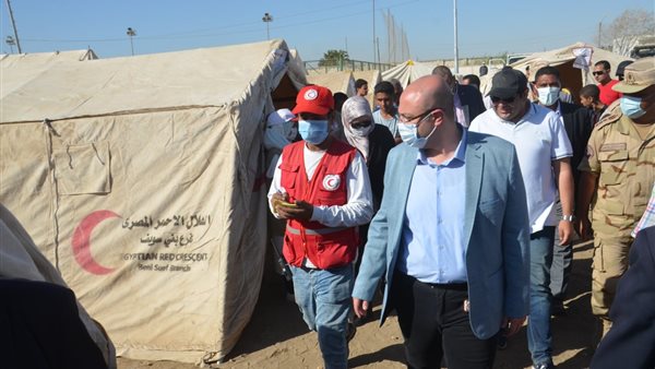 صورة من جولة المحافظ