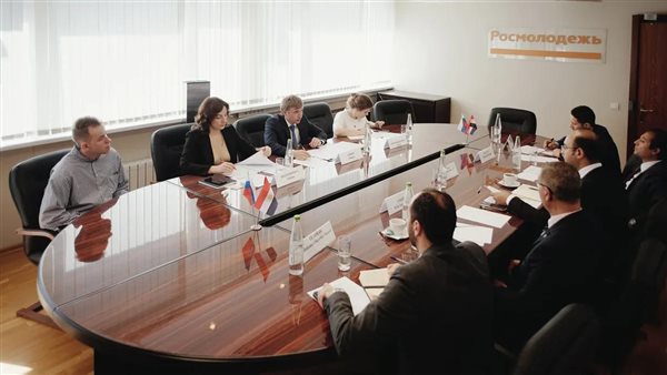 صورة من الاجتماع