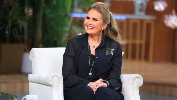 صورة الفنانة يسرا