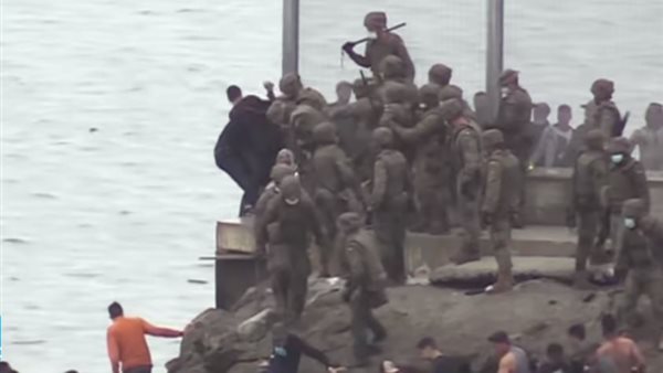 الحدود بين اسبانيا