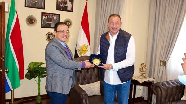 الخطيب مع العميد