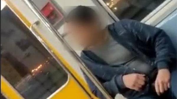 متحرش المترو 