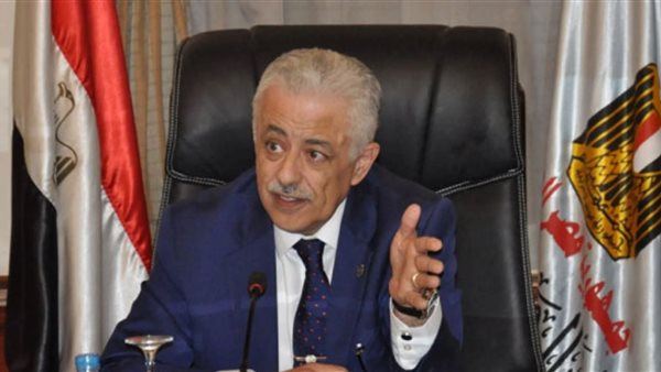 طاهر شوقي، وزير التعليم