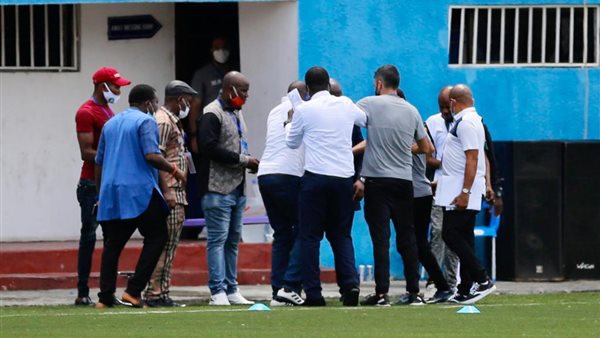 جانب من الحدث 