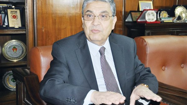 الدكتور محمد شاكر،