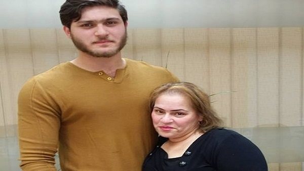 نادية العراقية وابنها