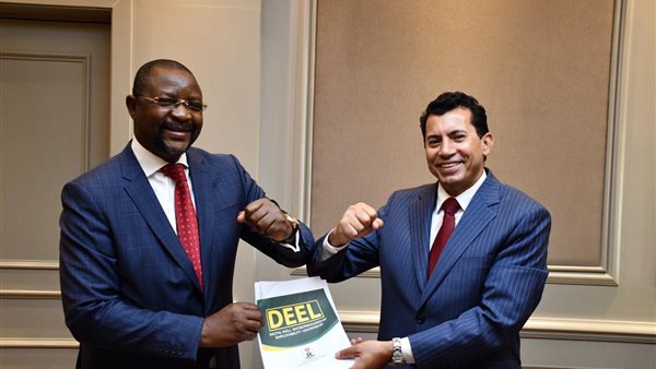 أشرف صبحي ووزير الرياضة