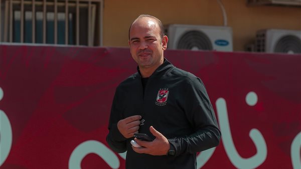  الدكتور أحمد أبو