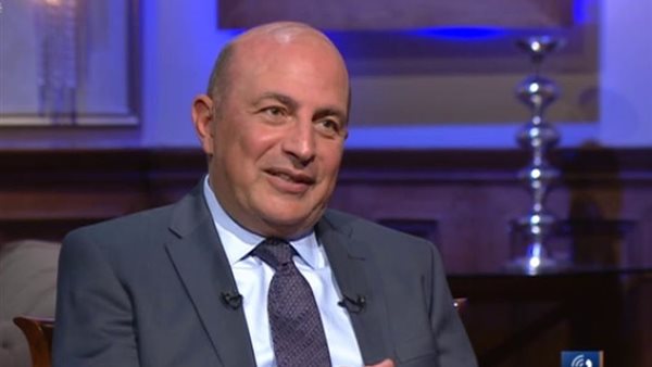 الدكتور عمرو السمرة،