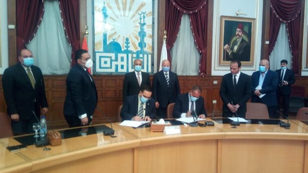 جانب من مراسم التوقيع