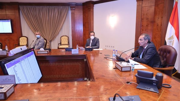 عمرو طلعت وزير الاتصالات