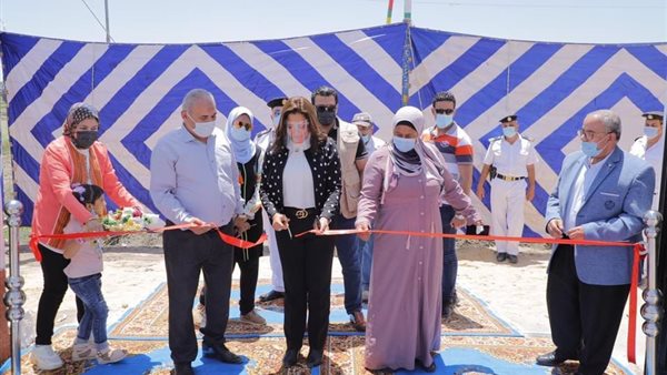 محافظ دمياط خلال