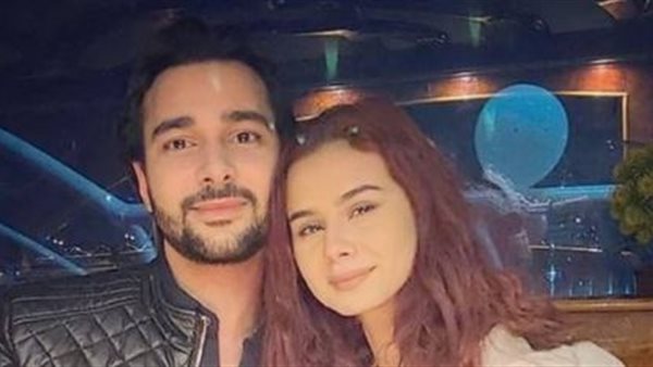 منة عرفة وخطيبها