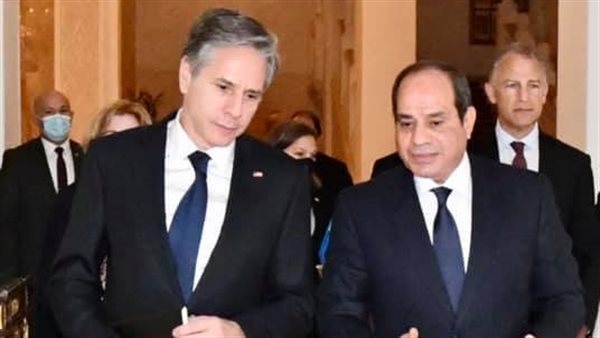 الرئيس السيسي ووزير