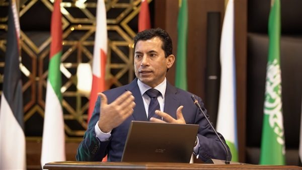 وزير الشباب والرياضة