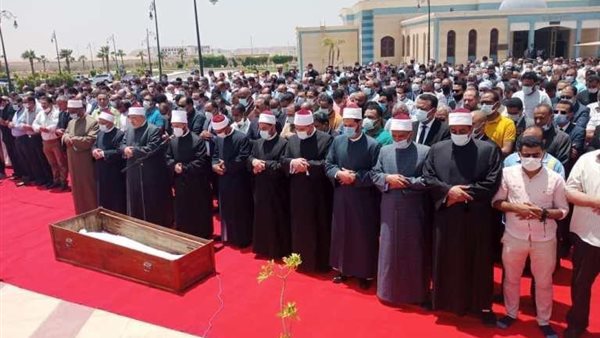 جانب من مراسم الجنازة