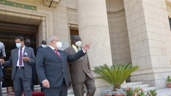 جامعة القاهرة 