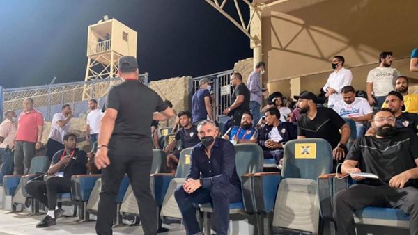 كارتيرون فى المدرجات