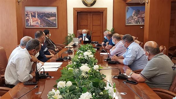 محافظ بورسعيد خلال