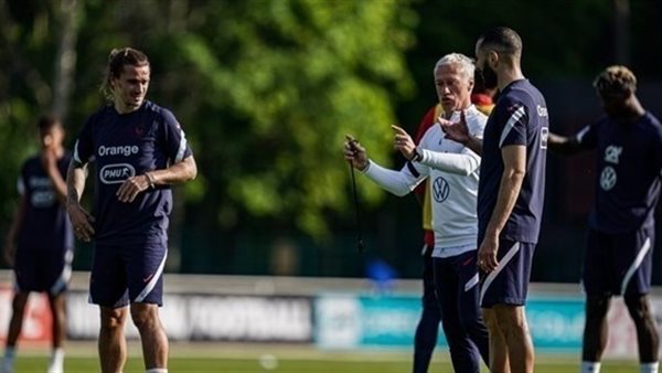 ديشامب مدرب منتخب