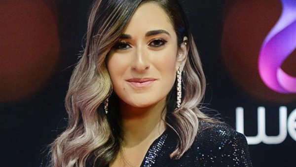 النجمة امينة خليل