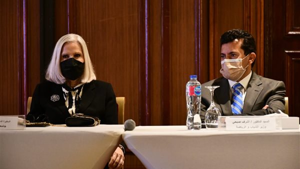 أشرف صبحي وزير الشباب