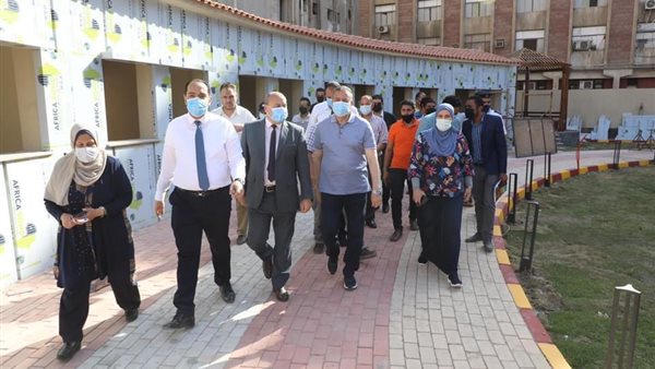 محافظ المنوفية خلال