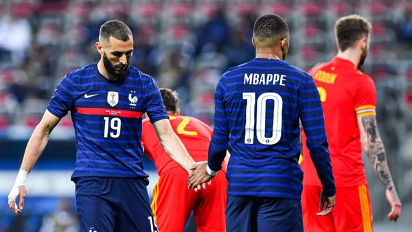 كيليان مبابي وبنزيما