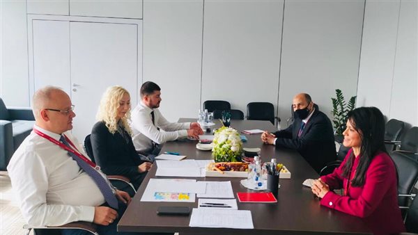 لقاء وزيرة التعاون