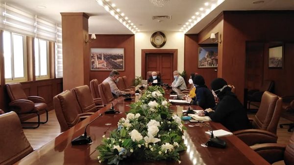 محافظ بورسعيد خلال