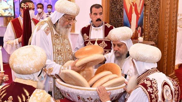 صلاة البابا تواضروس