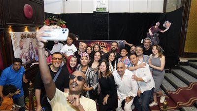 نجوم الفن والمسرح     