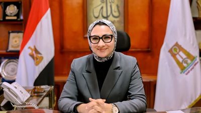  حنان مجدي محافظ الوادي الجديد
