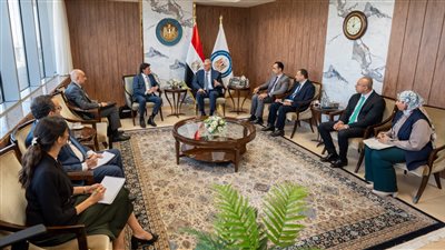 وزير البترول والثروة المعدنية يبحث مع رئيس دانة غاز الإمارات