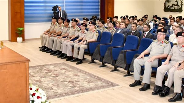 اللواء أحمد مصطفى صادق مدير إدارة التجنيد والتعبئة    