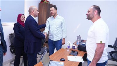 وزير العمل يتفقد اختبارات المتقدمين لفرص العمل الزراعية