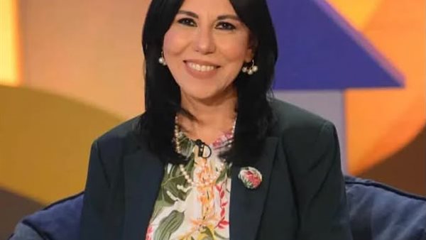  الكاتبة سماح أبو بكر عزت    