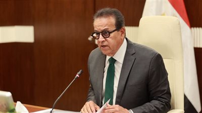 وزير الصحة والسكان    
