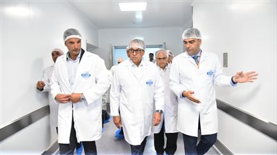 الدكتور خالد عبدالغفار وزير الصحة والسكان  