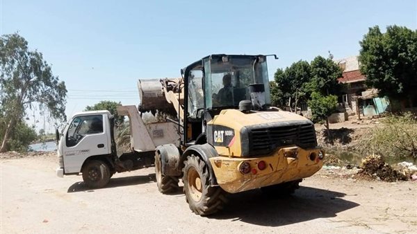 جانب من اعمال رفع