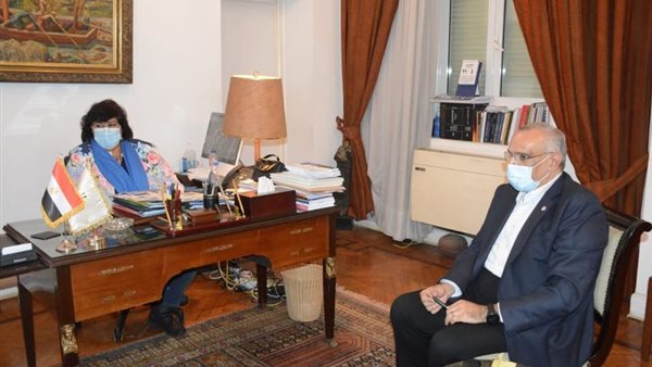 اجتماع وزيرة الثقافة