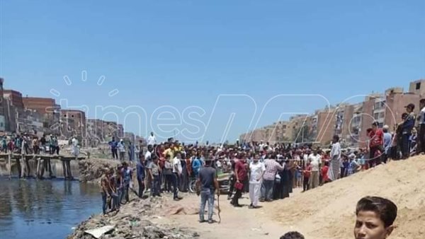 غرق أسرة بالكامل