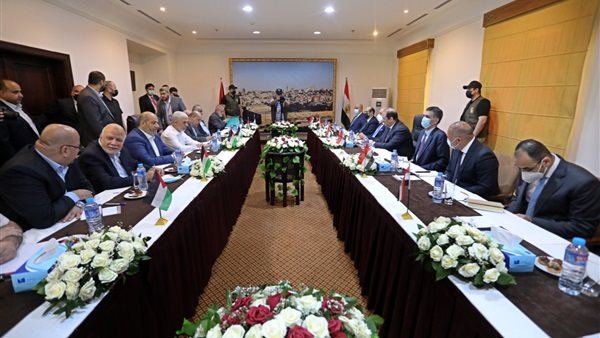 اجتماع اللواء عباس