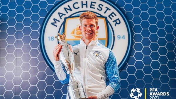 دي بروين لاعب مانشستر