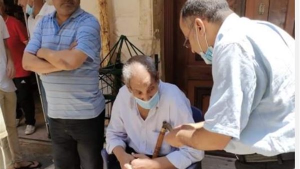 اخلاء السكان من العقارات