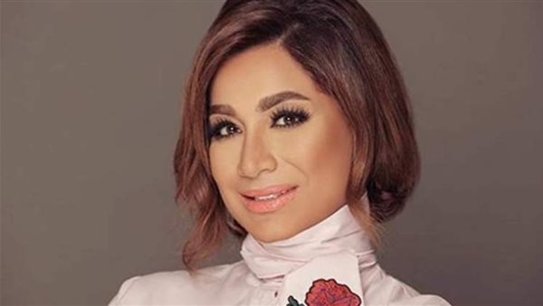 الاعلامية بسمة وهبى